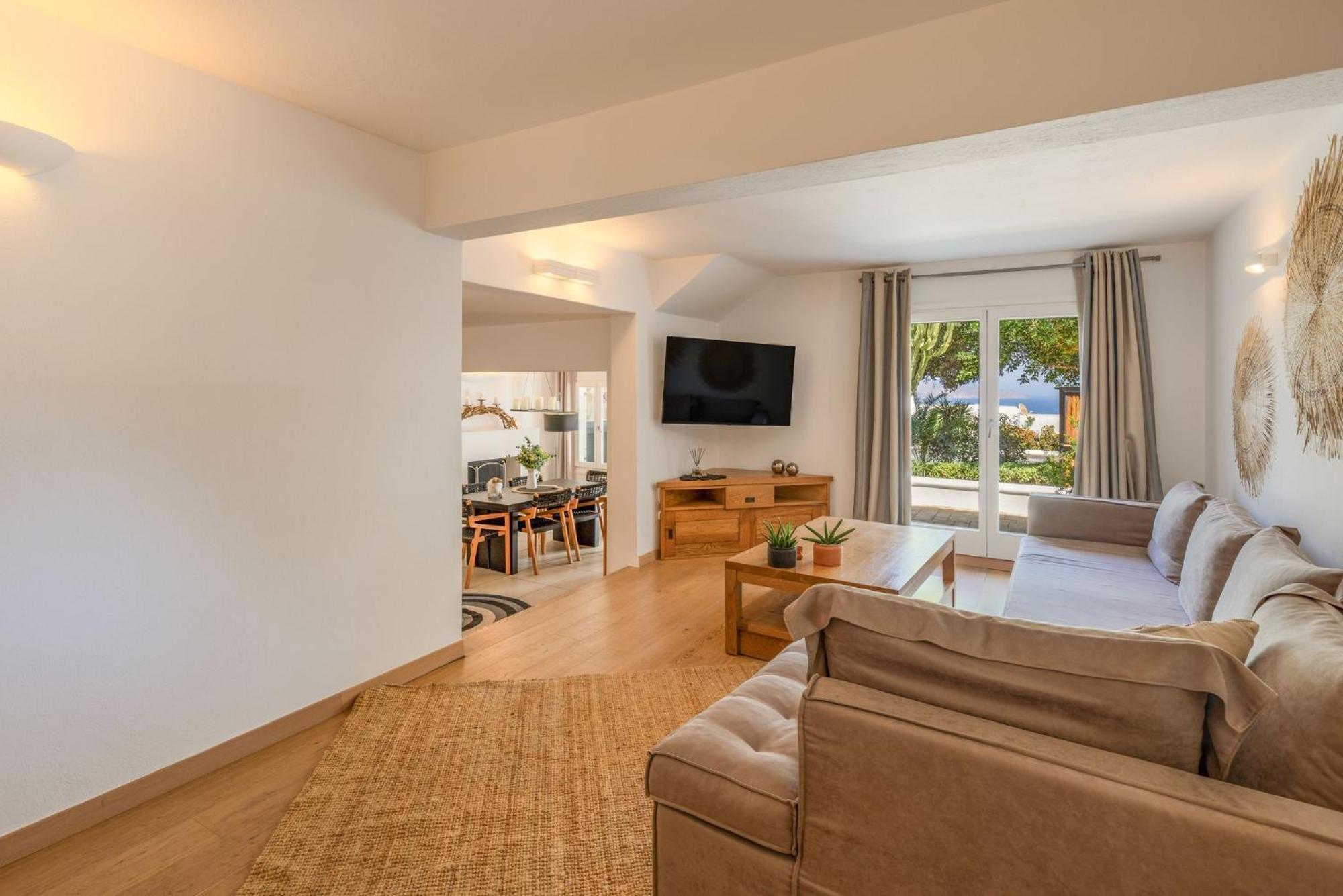Myconian Platinum Senior & Deluxe Villas カラファティス エクステリア 写真