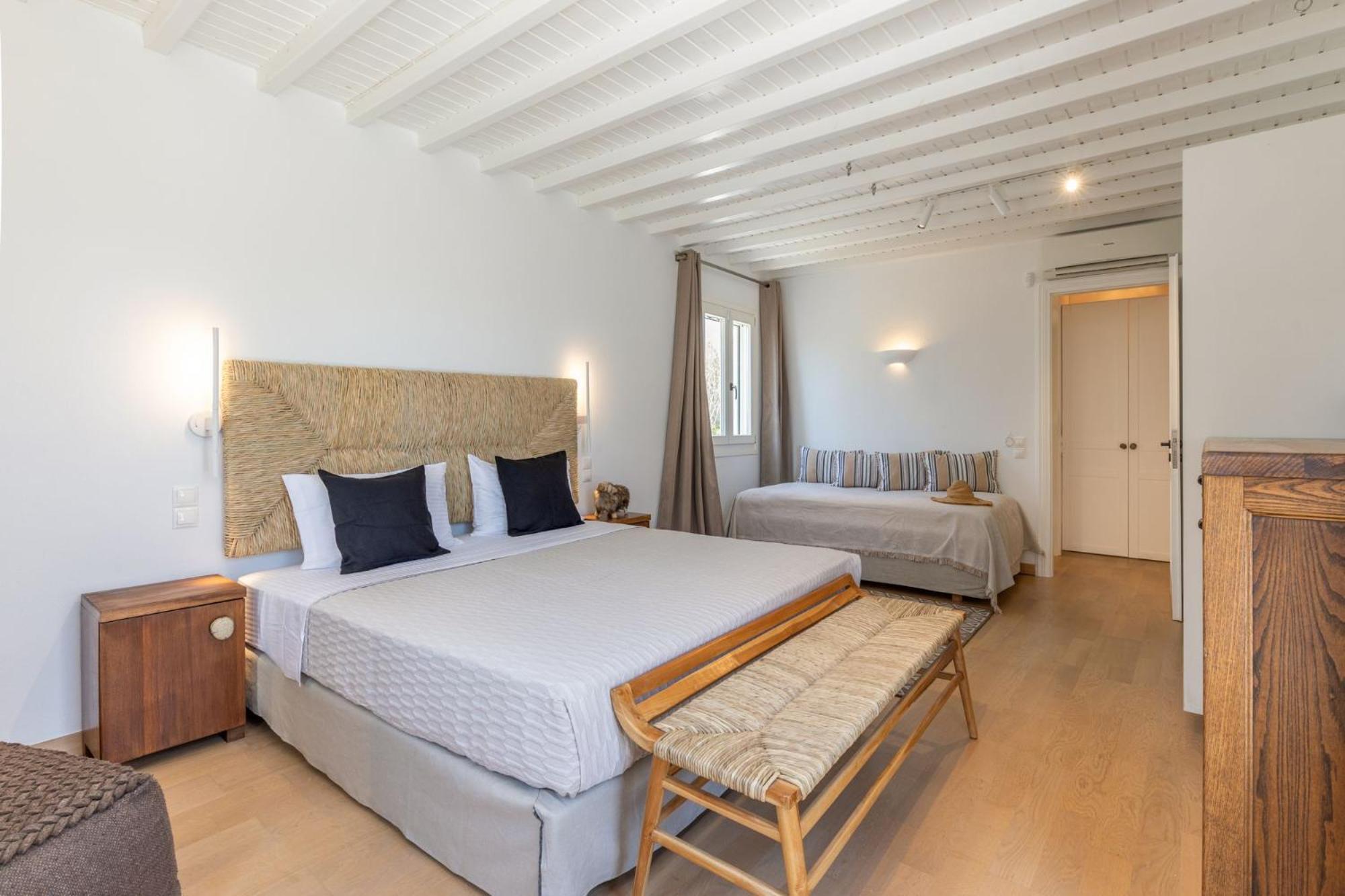 Myconian Platinum Senior & Deluxe Villas カラファティス エクステリア 写真