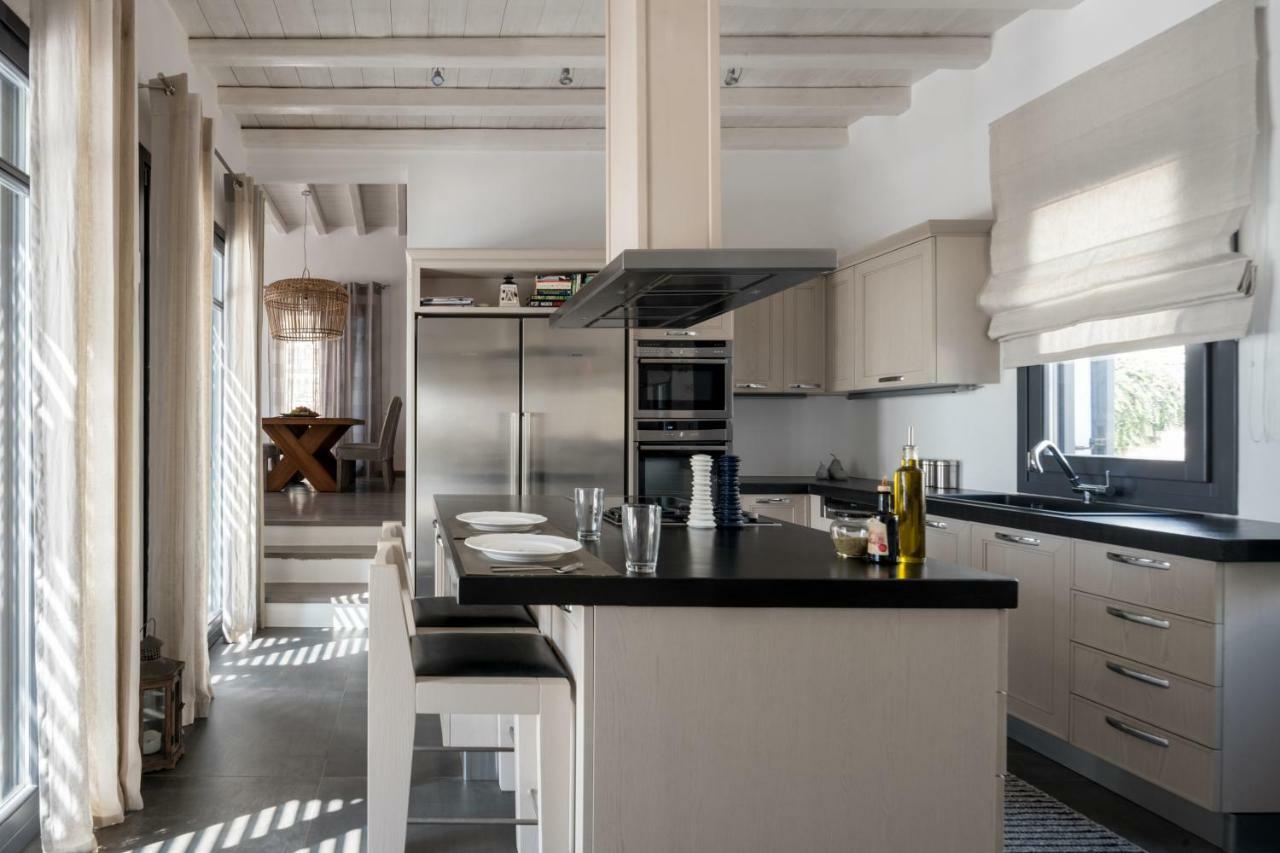 Myconian Platinum Senior & Deluxe Villas カラファティス エクステリア 写真